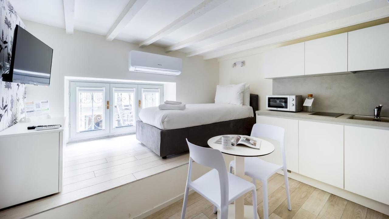 Italianway Apartment Milan Bagian luar foto