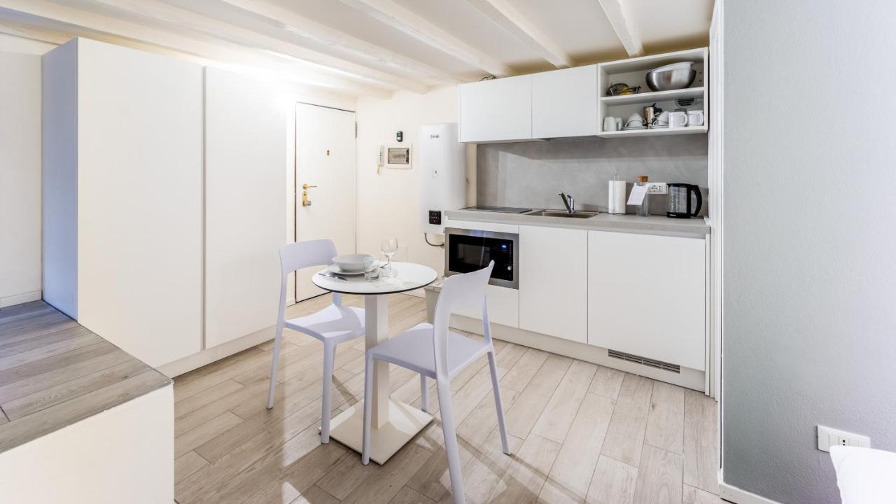 Italianway Apartment Milan Bagian luar foto