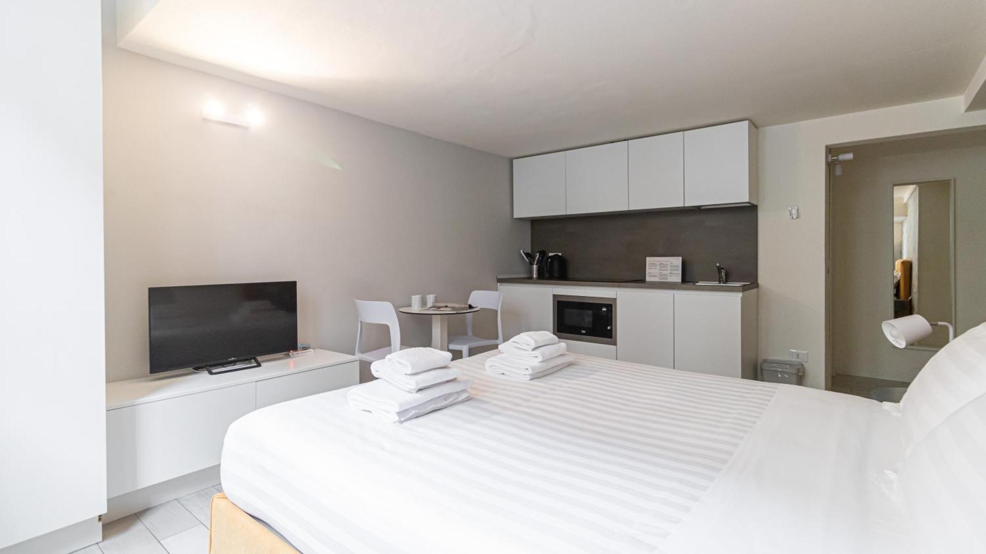 Italianway Apartment Milan Bagian luar foto